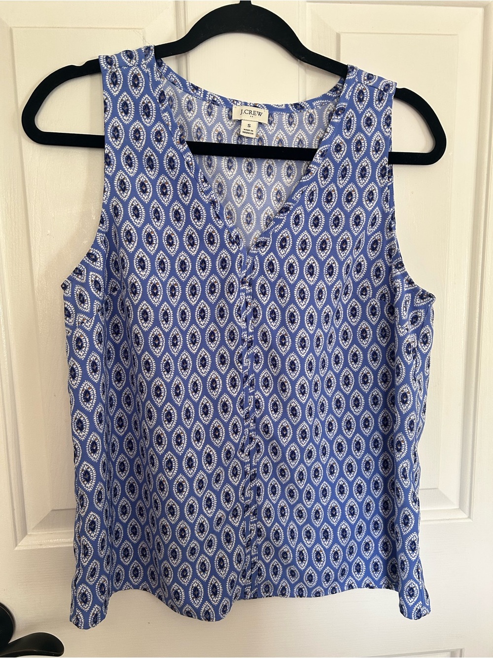 J. Crew Blue and White Printed V-Neck Sleeveless Top